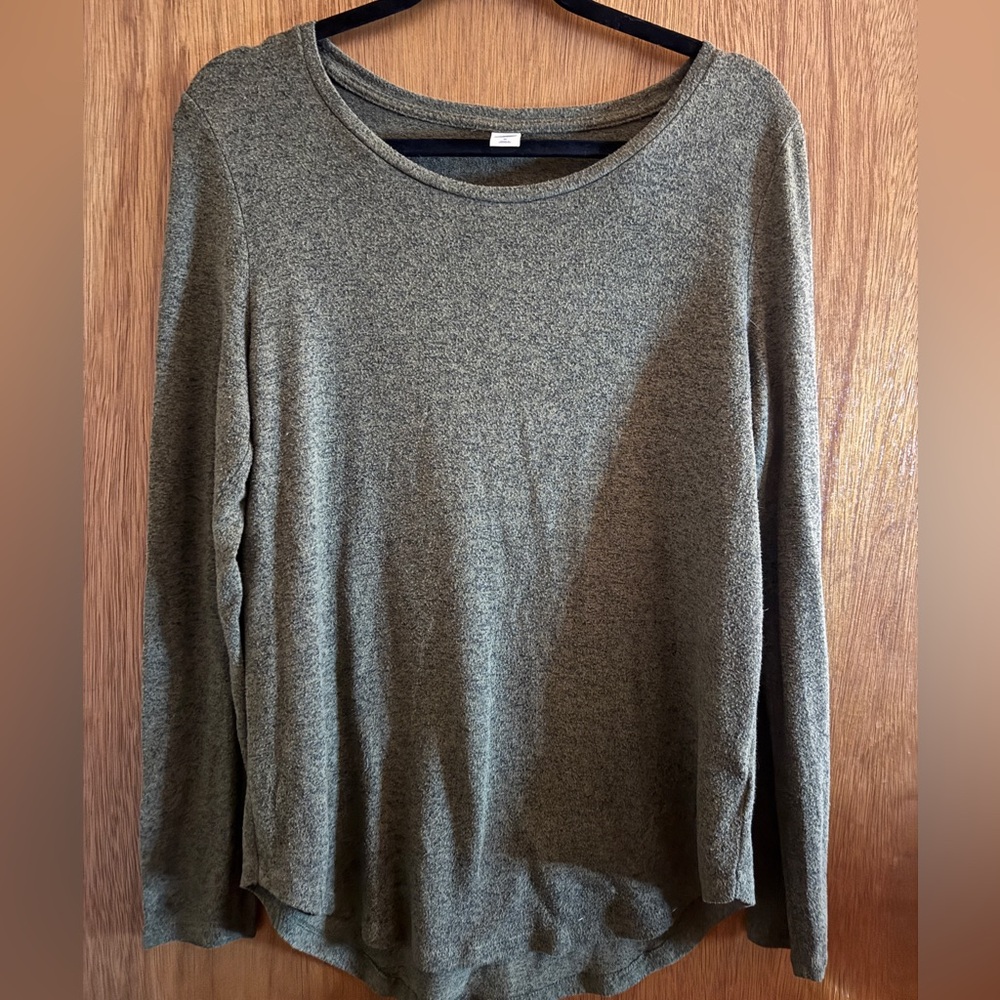 Old Navy Luxe Basic Long Sleeve Shirt in Green